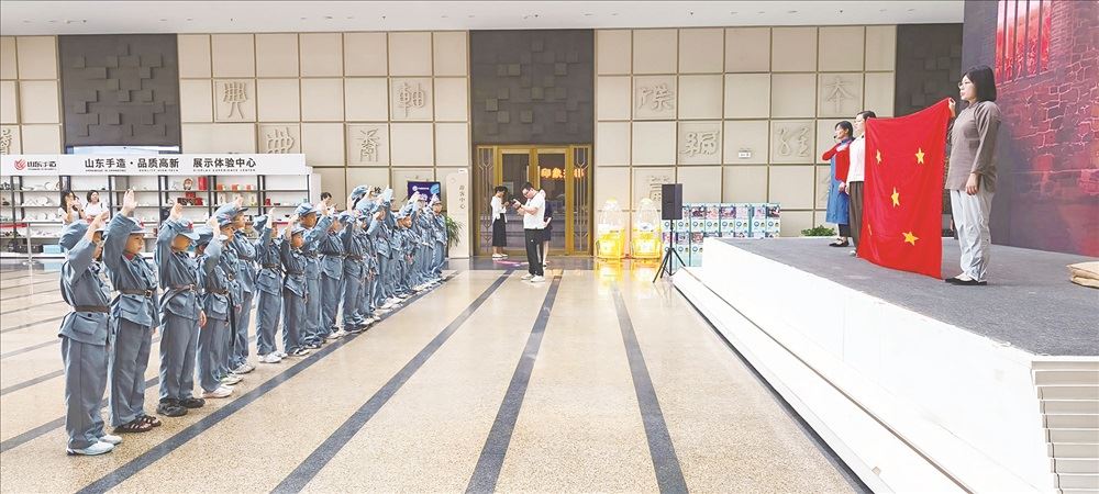 追寻红色记忆 传承革命精神桓台新华书香实践营开展抗战胜利日主题研学